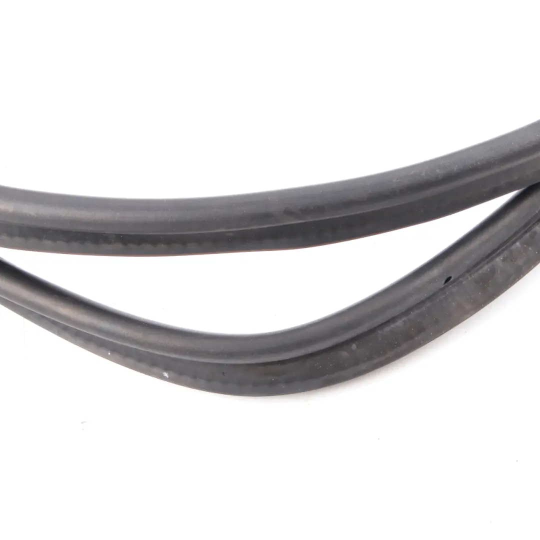 Guarnizione telaio tenuta del bagagliaio del baule A2097500198 per Mercedes W209 con numero di parte A2097500798 Mercedes W209 Guarnizione telaio tenuta del bagagliaio del baule A2097500198 - SKU A2097500798 - Numero di parte A2097500798