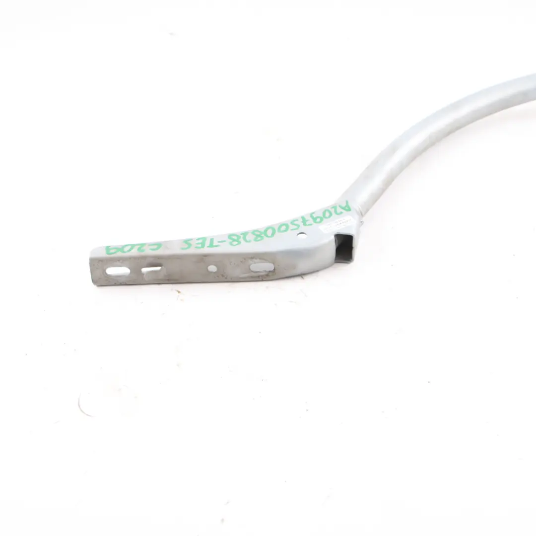 Charnière coffre arrière droite Silver 762 pour Mercedes CLK W209 à propos du numéro de pièce A2097500828 Mercedes CLK W209 Charnière coffre arrière droite Silver 762 - SKU A2097500828-TES - Numéro de pièce A2097500828