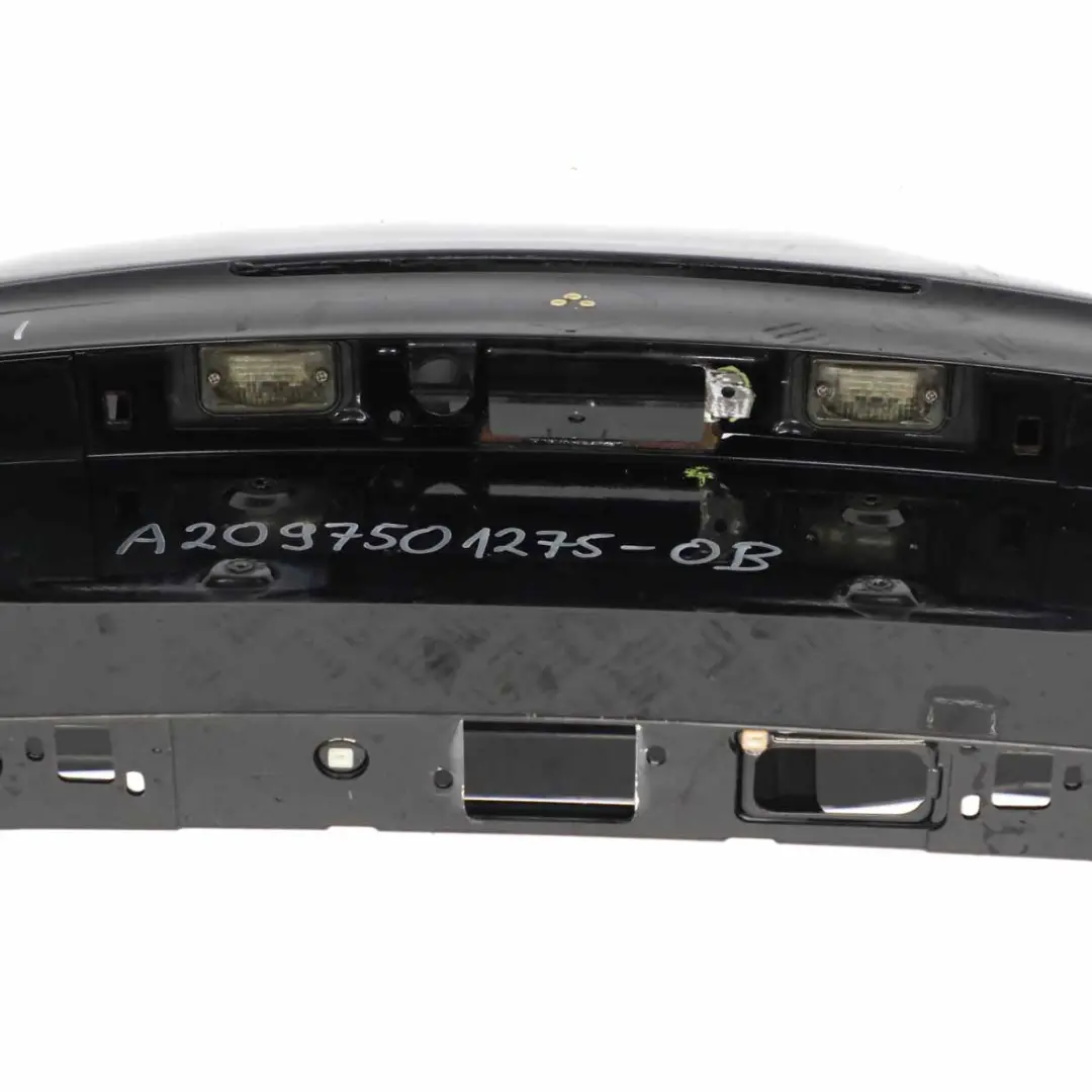 Klapa Bagażnika Obsidian Black - 197 do Mercedes A209 o numerze A2097501275 Mercedes A209 Klapa Bagażnika Obsidian Black - 197 - SKU A2097501275-OB - Numer Części A2097501275