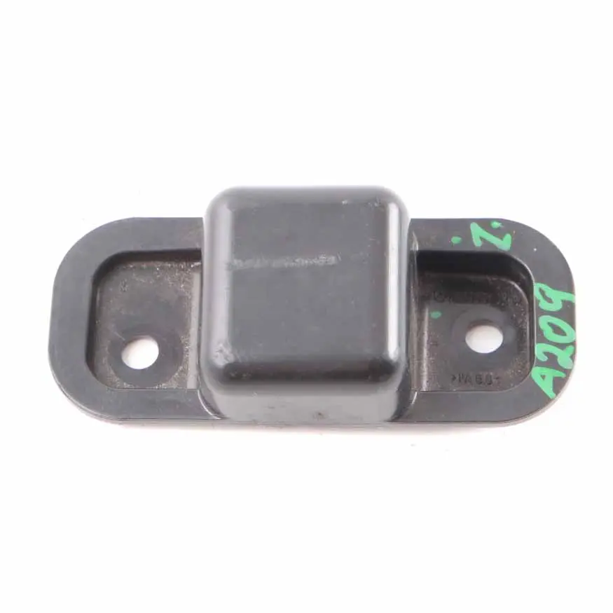 Osłona Składanego Dachu Prawa do Mercedes W209 Cabrio o numerze A2097570282 Mercedes W209 Cabrio Osłona Składanego Dachu Prawa - SKU A2097570282 - Numer Części A2097570282