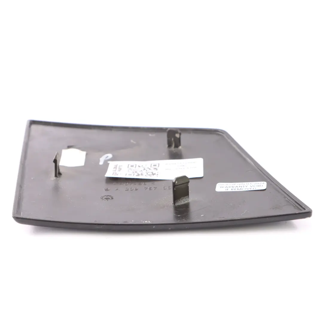 Techo Bisagra Cubierta Derecha Negro Obsidiana Metalizado para Mercedes W209 Cabrio con número de pieza A2097570606 Mercedes W209 Cabrio Techo Bisagra Cubierta Derecha Negro Obsidiana Metalizado - SKU A2097570606-OB - Número de pieza A2097570606