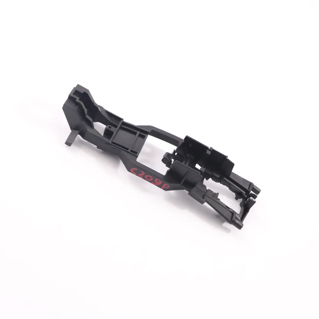 Puerta Manija Delantera Derecha Soporte Rodamiento para Mercedes W209 con número de pieza A2097600234 Mercedes W209 Puerta Manija Delantera Derecha Soporte Rodamiento - SKU A2097600234-1 - Número de pieza A2097600234