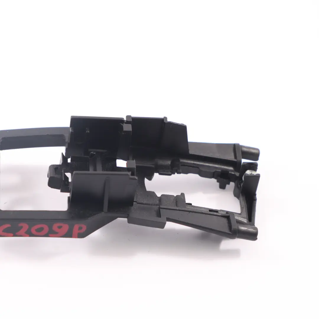 Türgriffsockel Vorne Rechts Halterung Lager für Mercedes CLK W209 mit Teilenummer A2097600234 Mercedes CLK W209 Türgriffsockel Vorne Rechts Halterung Lager - SKU A2097600234-1 - Teilenummer A2097600234
