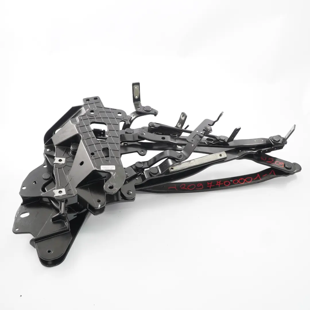 Kabriolet Zawias Ramię Mechanizm Dachu Składanego Prawe do Mercedes A209 o numerze A2097700001-2 Mercedes A209 Kabriolet Zawias Ramię Mechanizm Dachu Składanego Prawe - SKU A2097700001-1 - Numer Części A2097700001-2