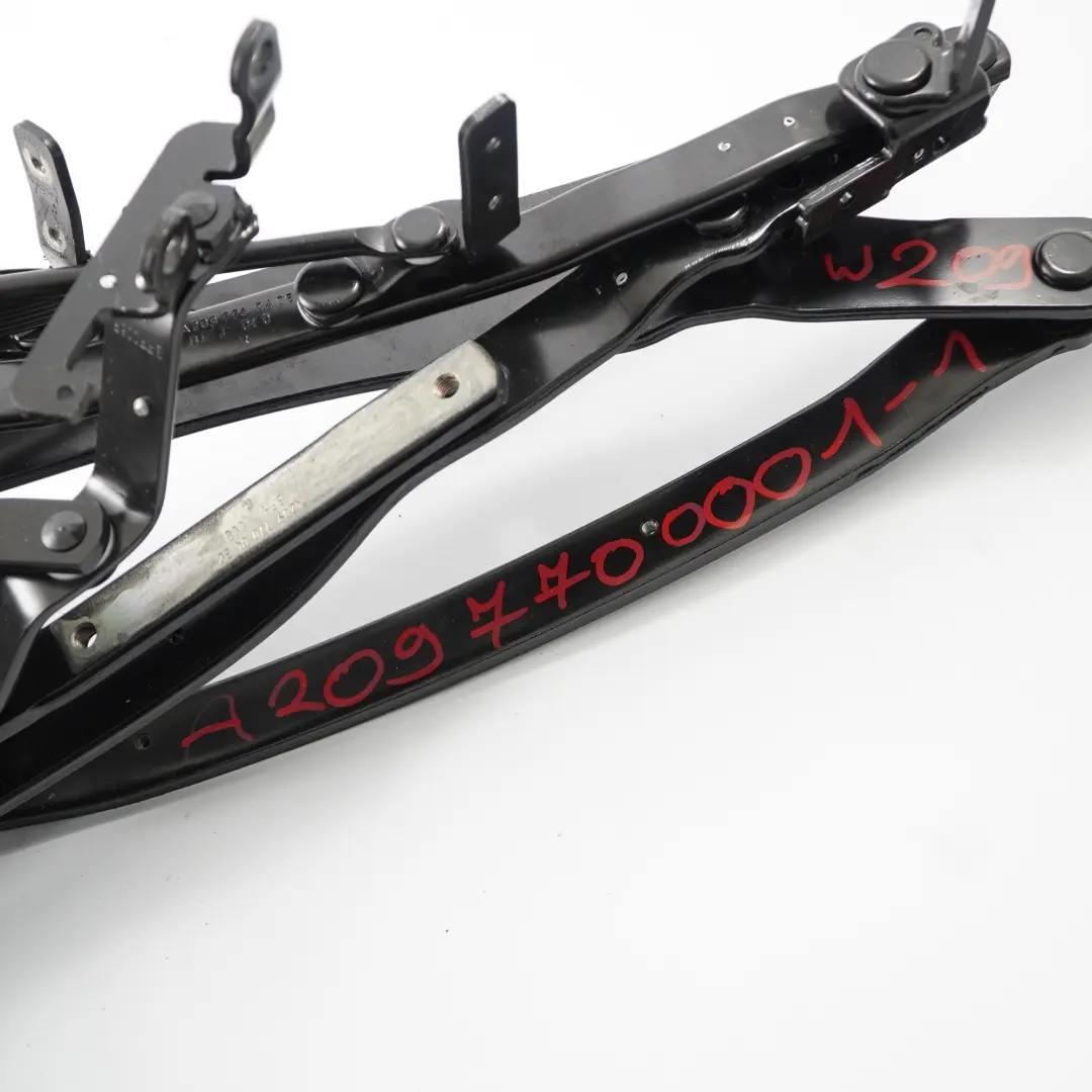 Mercedes A209 Faltverdeck rechts Dach Mechanismus Arm Scharnier Schloss - SKU A2097700001-1 - Teilenummer A2097700001-2