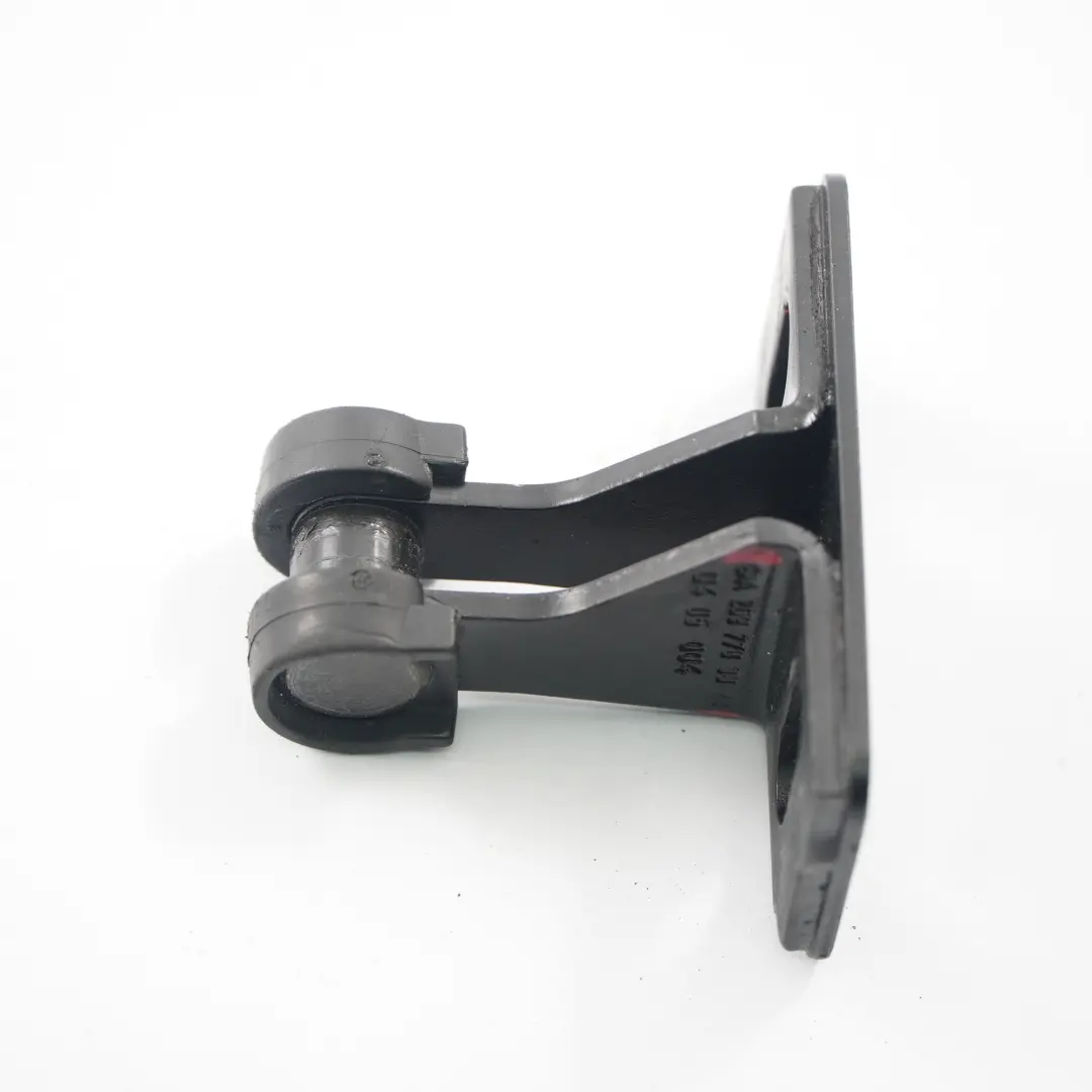 Tetto Blocco Pin Staffa Catch posteriore sinistra destra per Mercedes W209 Cabrio con numero di parte A2097700028 Mercedes W209 Cabrio Tetto Blocco Pin Staffa Catch posteriore sinistra destra - SKU A2097700028 - Numero di parte A2097700028