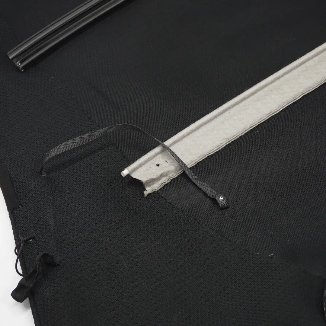 Capote Mercedes A209 Cabriolet Toit rabattable Tissu de couverture Noir pour à propos du numéro de pièce A2097700080 Capote Mercedes A209 Cabriolet Toit rabattable Tissu de couverture Noir - SKU A2097700080 - Numéro de pièce A2097700080