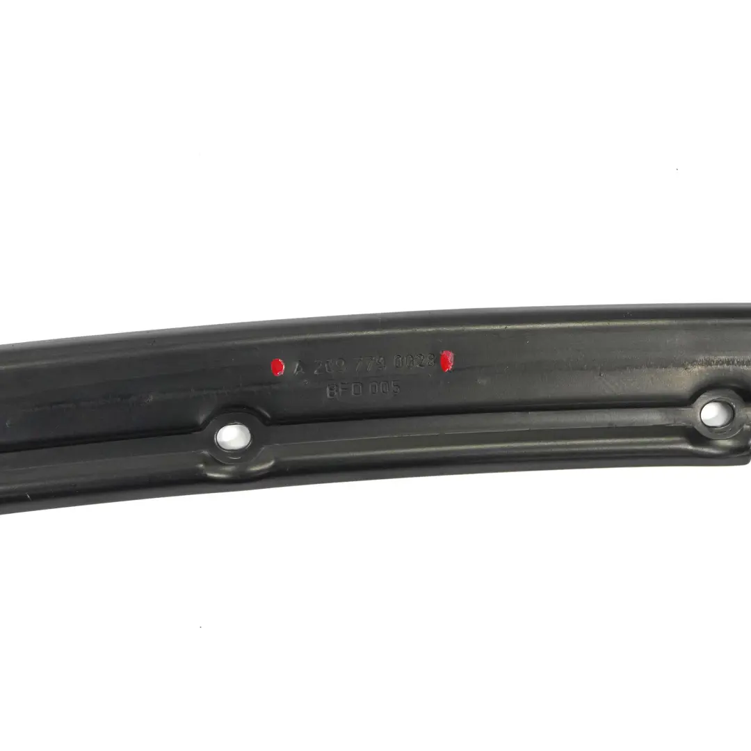 Mercedes A209 Cabrio-Faltdach Header Bugschienenabdeckung - SKU A2097790028 - Teilenummer A2097790028