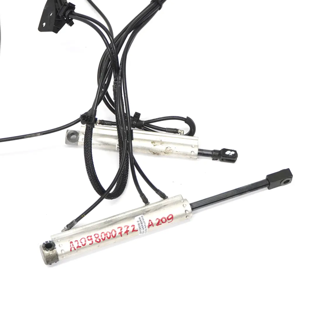 Roof Hydraulic Cylinder Mercedes A207 A209 Folding Top Left N/S to with Part number A2098000772 Roof Hydraulic Cylinder Mercedes A207 A209 Folding Top Left N/S - SKU A2098000772 - Part number A2098000772