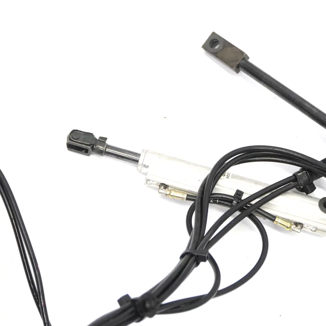 plegable hidráulico Cilindro Izquierda Derecha para Mercedes A209 con número de pieza A2098000972 Mercedes A209 plegable hidráulico Cilindro Izquierda Derecha - SKU A2098000972 - Número de pieza A2098000972