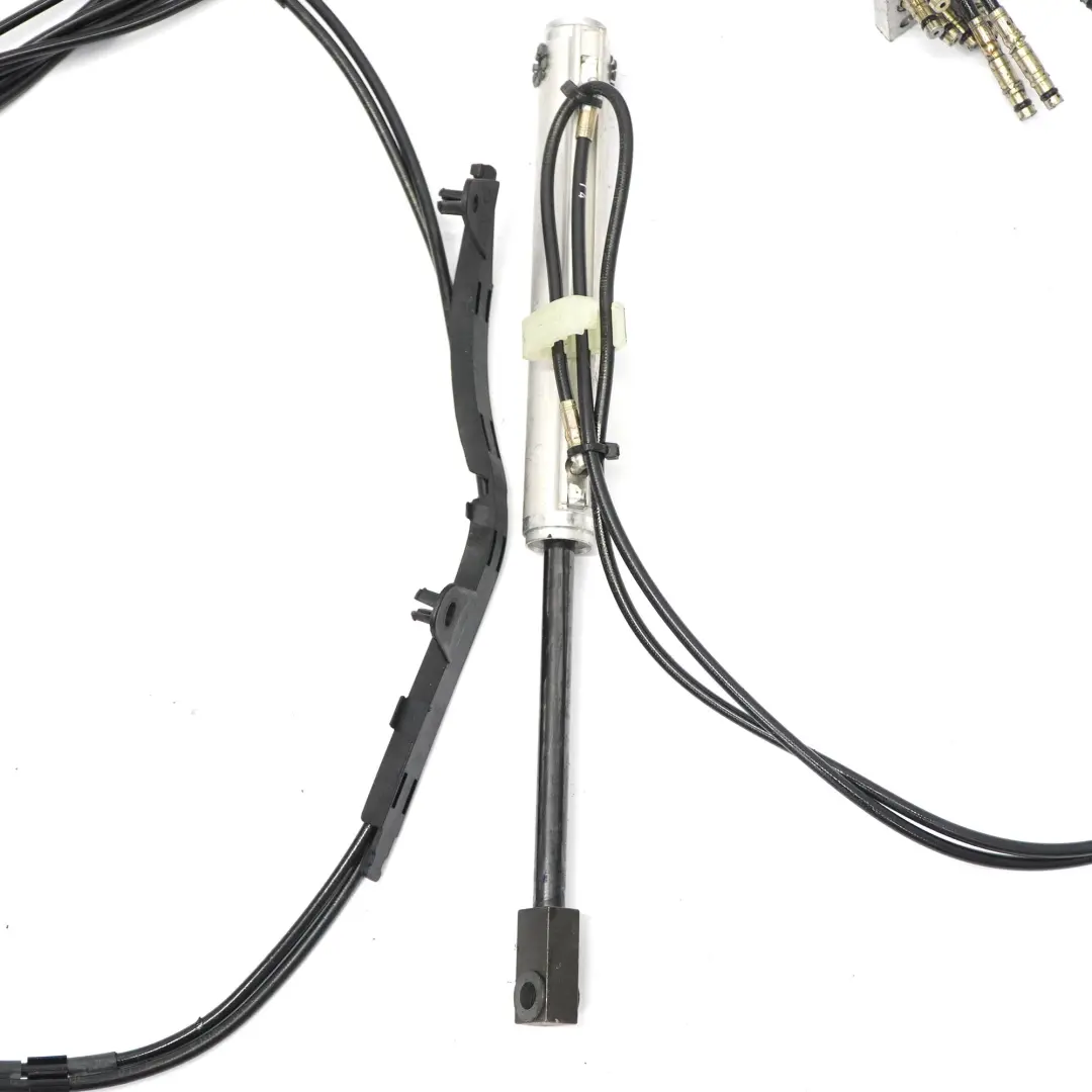 plegable hidráulico Cilindro Izquierda Derecha para Mercedes A209 con número de pieza A2098000972 Mercedes A209 plegable hidráulico Cilindro Izquierda Derecha - SKU A2098000972 - Número de pieza A2098000972