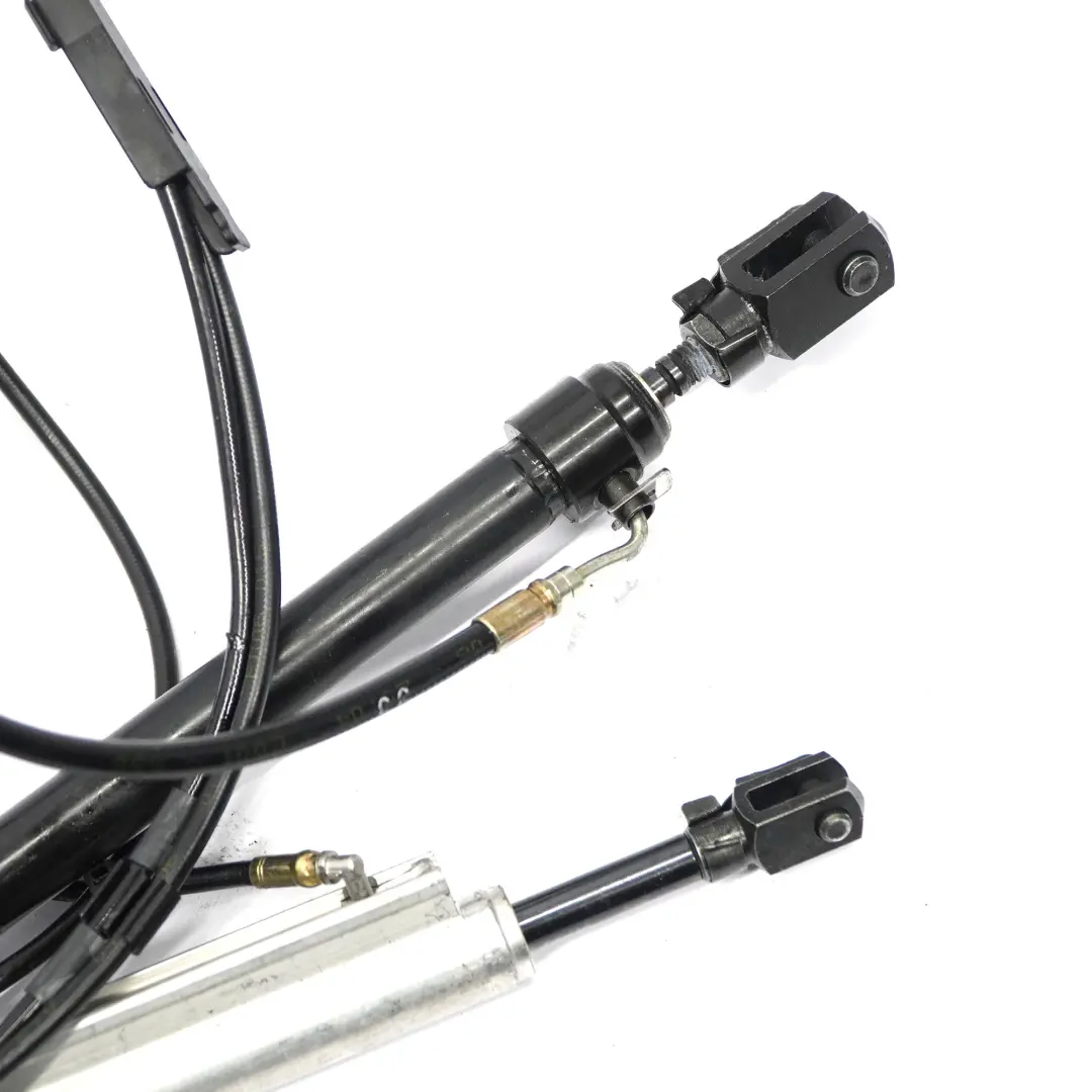 plegable hidráulico Cilindro Izquierda Derecha para Mercedes A209 con número de pieza A2098000972 Mercedes A209 plegable hidráulico Cilindro Izquierda Derecha - SKU A2098000972 - Número de pieza A2098000972