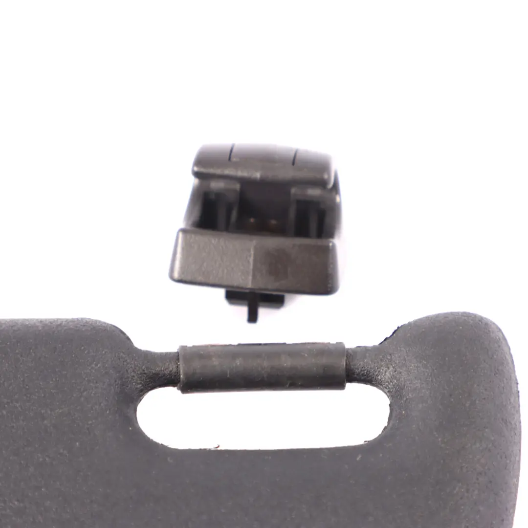 Mercedes W203 C209 Paresoleil Cache Rétroviseur Extérieur Droit Noir - SKU A2098100610-1 - Numéro de pièce A2098100610