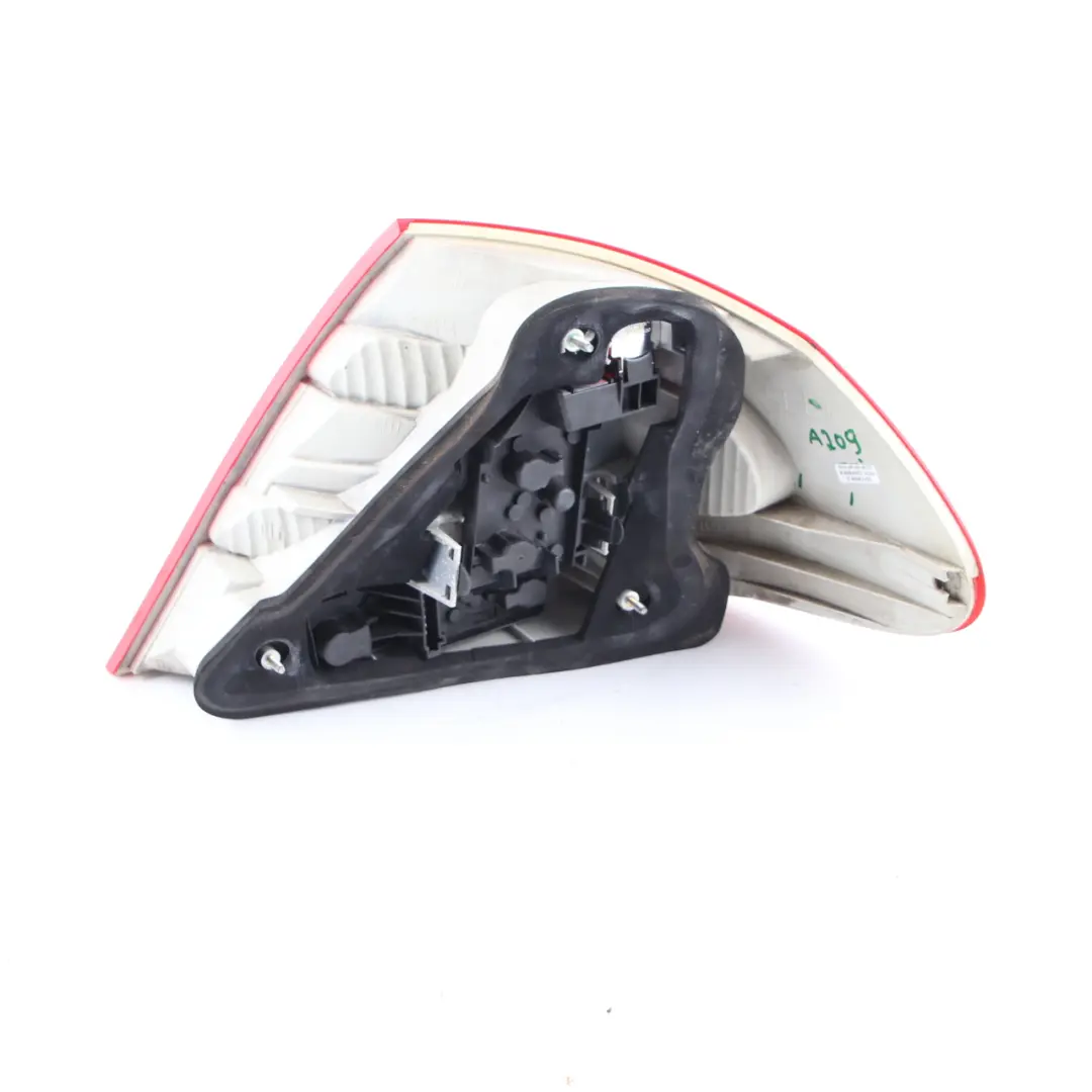Mercedes CLK W209 Rücklicht Lampe Seite Panel hinten links - SKU A2098200164 - Teilenummer A2098200164