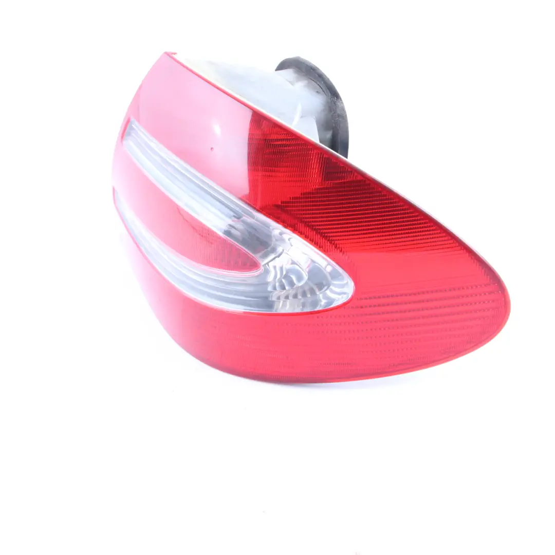 Rücklicht Lampe Seitenwand hinten rechts für Mercedes CLK W209 mit Teilenummer A2098200264 Mercedes CLK W209 Rücklicht Lampe Seitenwand hinten rechts - SKU A2098200264 - Teilenummer A2098200264