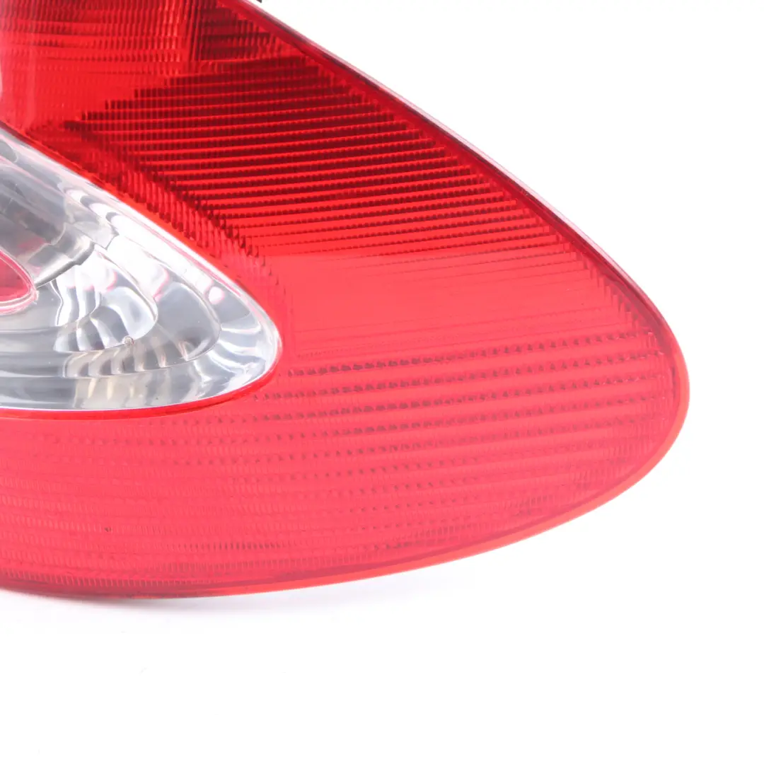 Rücklicht Lampe Seitenwand hinten rechts für Mercedes CLK W209 mit Teilenummer A2098200264 Mercedes CLK W209 Rücklicht Lampe Seitenwand hinten rechts - SKU A2098200264 - Teilenummer A2098200264
