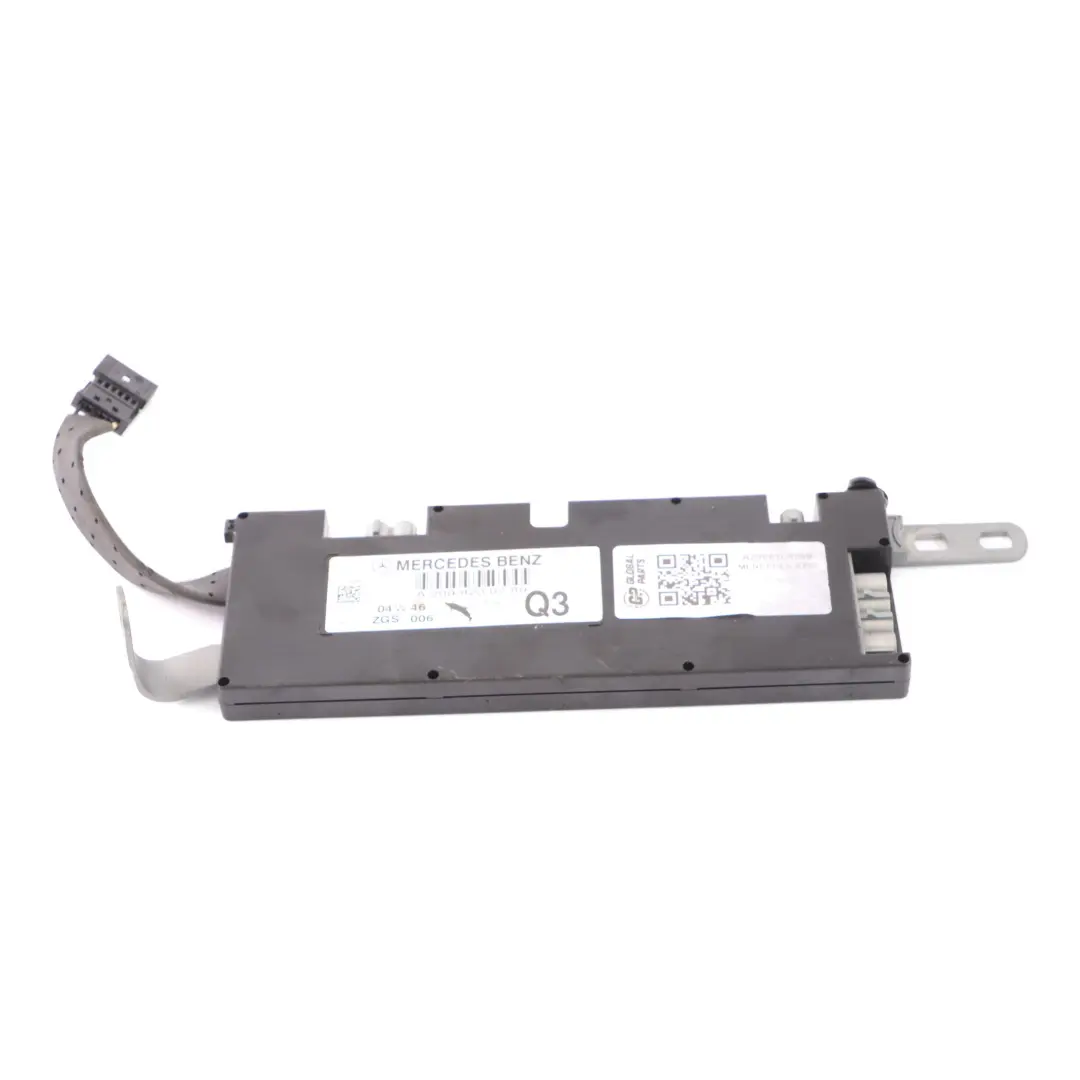 Mercedes CLK A209 Convertible Antenna Amplifier Module - SKU A2098200789 - Part number A2098200789