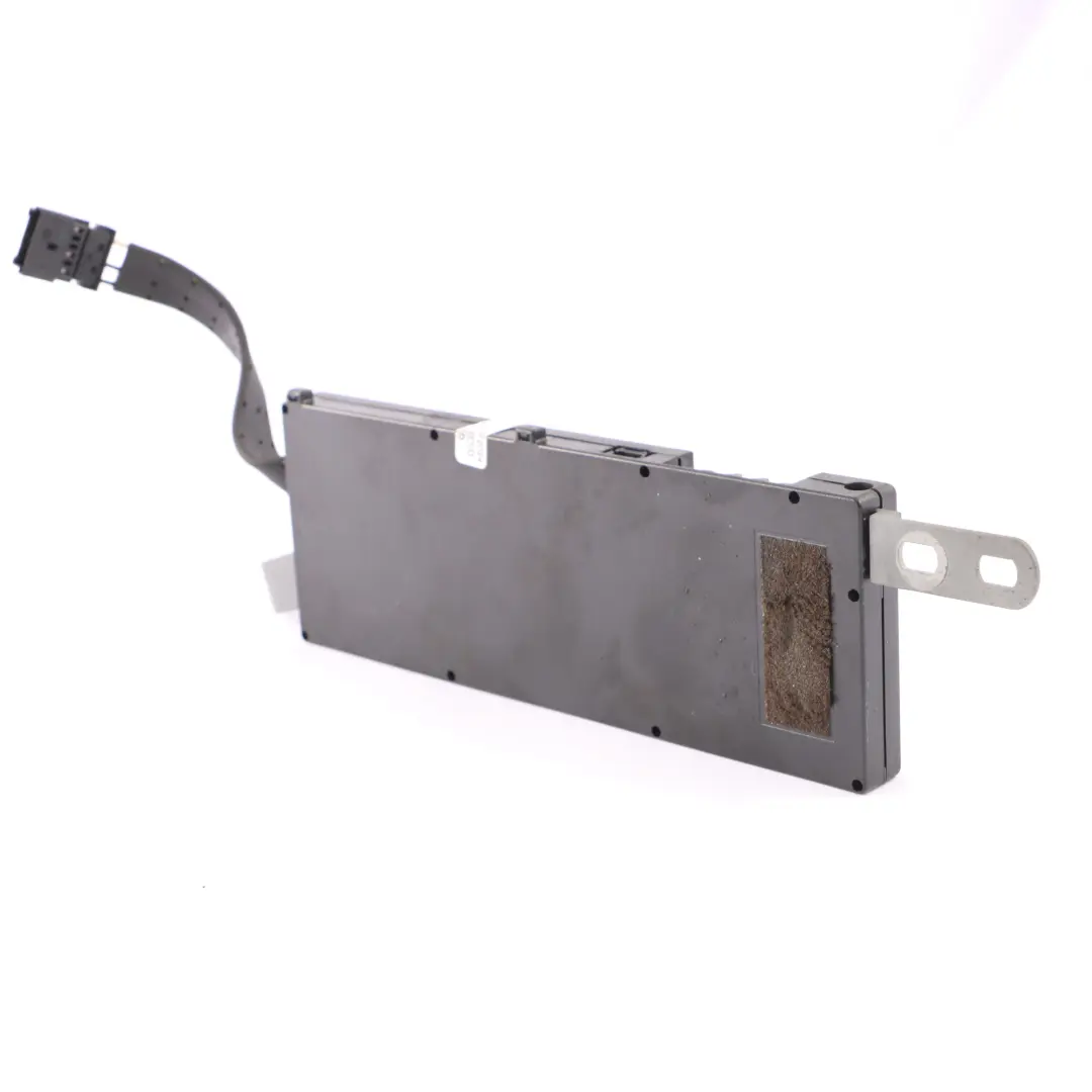 Antena de radio Amplificador para Mercedes CLK C209 con número de pieza A2098200889 Mercedes CLK C209 Antena de radio Amplificador - SKU A2098200889 - Número de pieza A2098200889