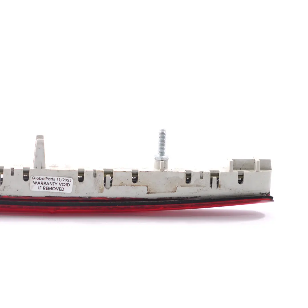 feu stop arrière supplémentaire pour Mercedes CLK C209 à propos du numéro de pièce A2098201056 Mercedes CLK C209 feu stop arrière supplémentaire - SKU A2098201056 - Numéro de pièce A2098201056