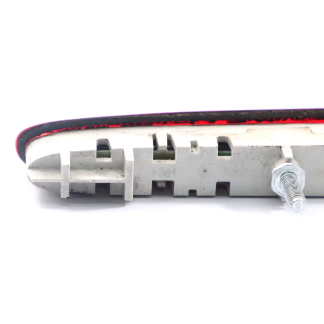 Terza luce stop freno posteriore supplementare per Mercedes CLK C209 con numero di parte A2098201056 Mercedes CLK C209 Terza luce stop freno posteriore supplementare - SKU A2098201056 - Numero di parte A2098201056
