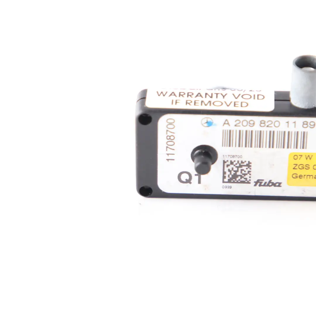 Antenna Amplifier AM FM Radio Aerial Module Unit to Mercedes A209 with Part number A2128205389 Mercedes A209 Antenna Amplifier AM FM Radio Aerial Module Unit - SKU A2098201189 - Part number A2128205389