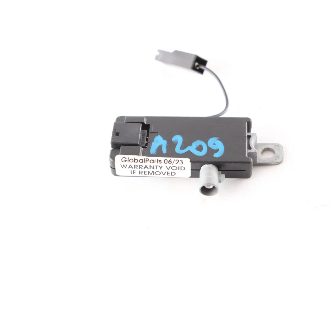 Mercedes A209 Antenna Amplifier AM FM Radio Aerial Module Unit - SKU A2098201189 - Part number A2128205389