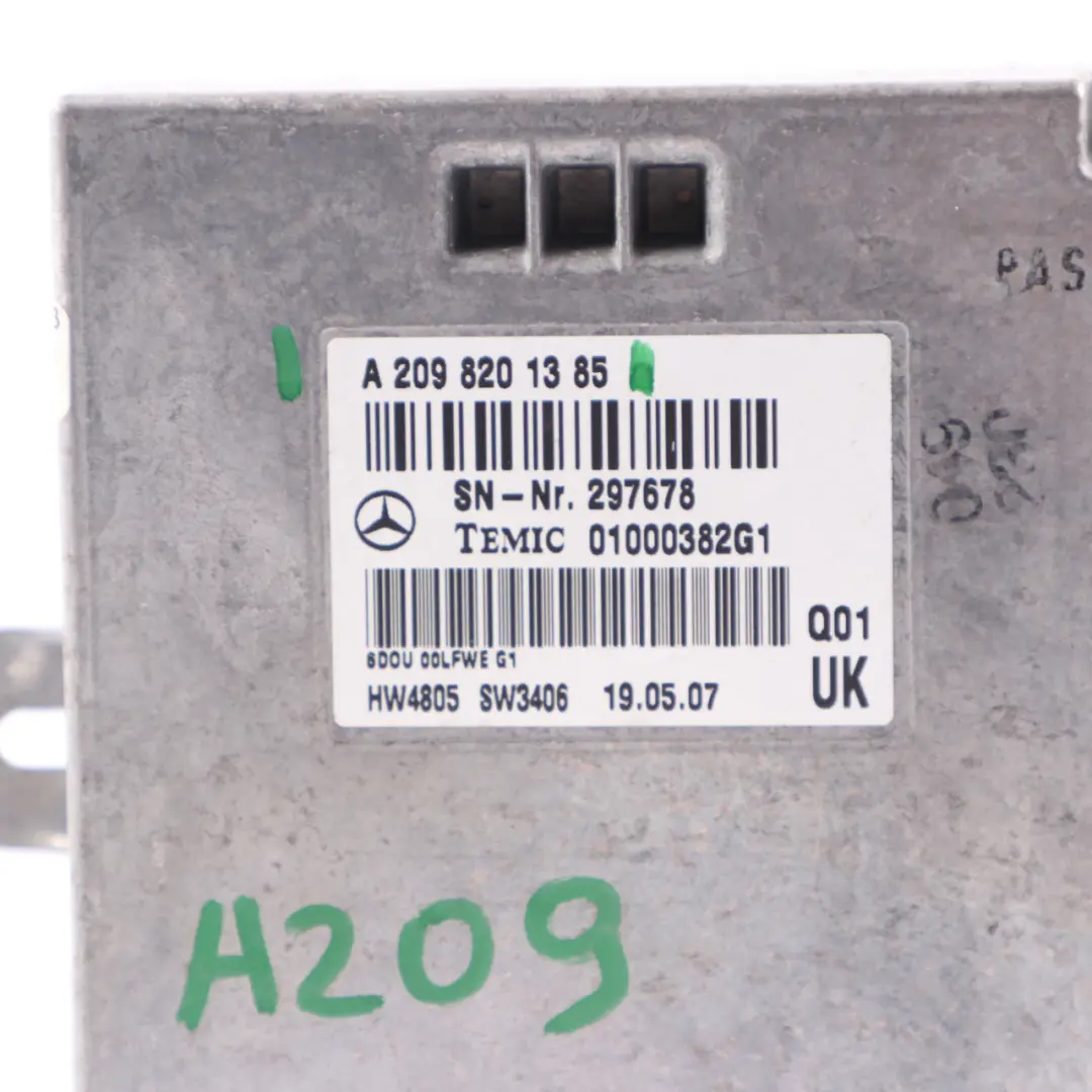  Voice Module Mercedes W203 W209 W211 Control Unit Input System - SKU A2098201385 - Part number A2098201385