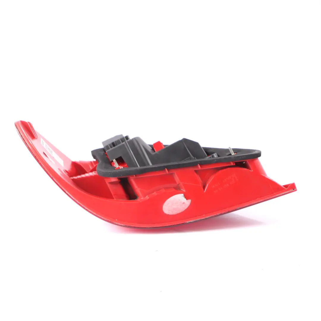 Rücklicht Hinten Rechts Side Panel Getönte Lampe für Mercedes CLK W209 mit Teilenummer A2098201664 Mercedes CLK W209 Rücklicht Hinten Rechts Side Panel Getönte Lampe - SKU A2098201664 - Teilenummer A2098201664