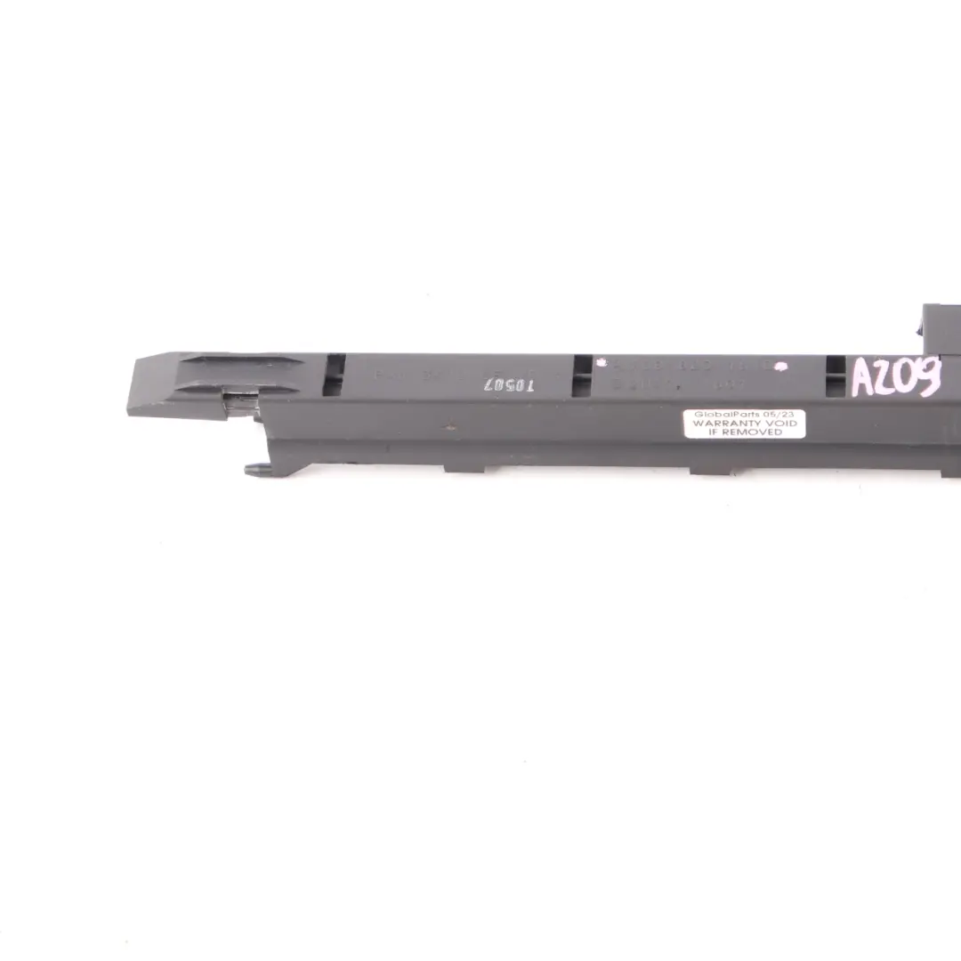 Mercedes W209 Tetto convertibile Cilindro Idraulico Copertura Staffa - SKU A2098201810 - Numero di parte A2098201810