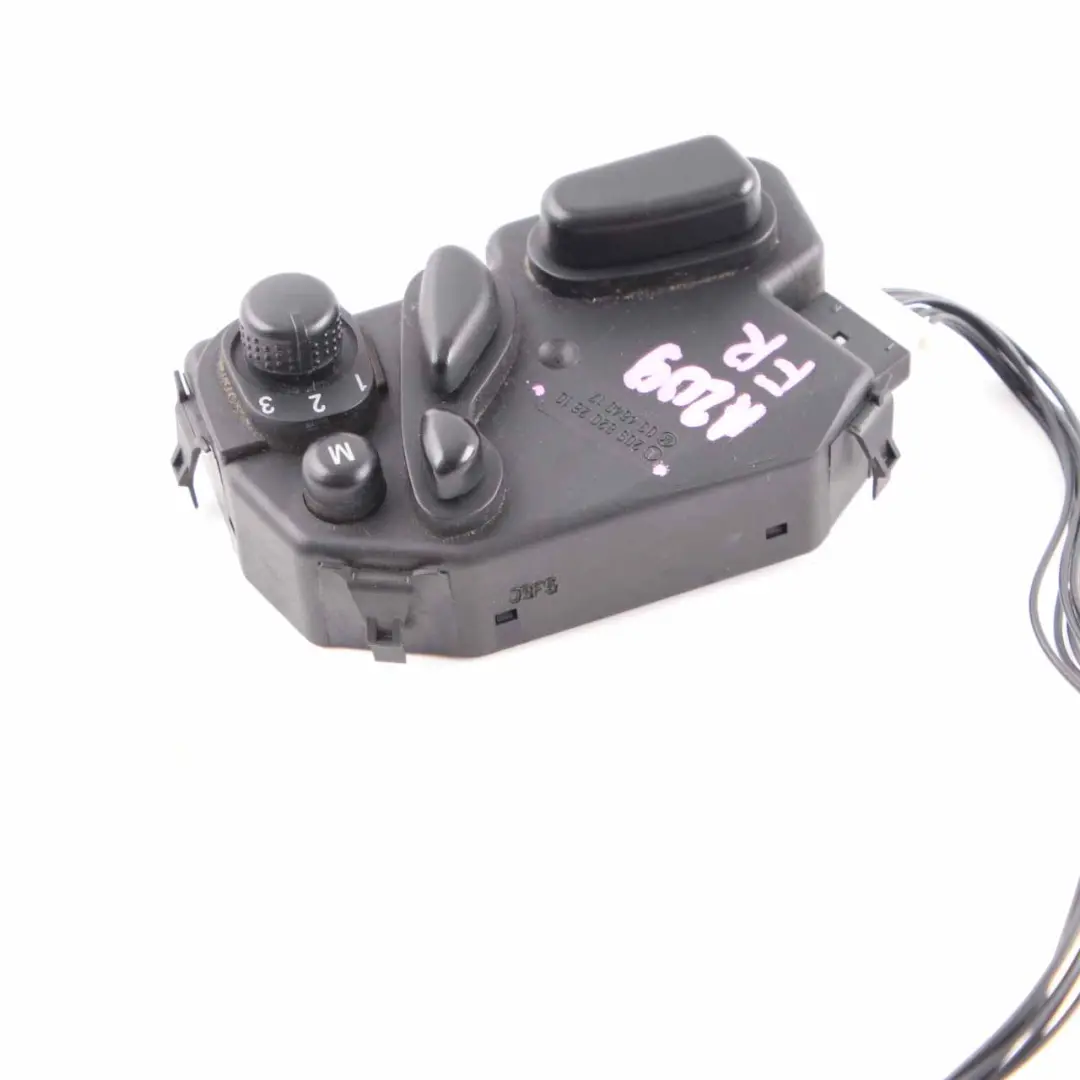Switch Panel Right O/S Seat Adjustment Memory to Mercedes CLK W209 with Part number A2098202610 Mercedes CLK W209 Switch Panel Right O/S Seat Adjustment Memory - SKU A2098202610 - Part number A2098202610