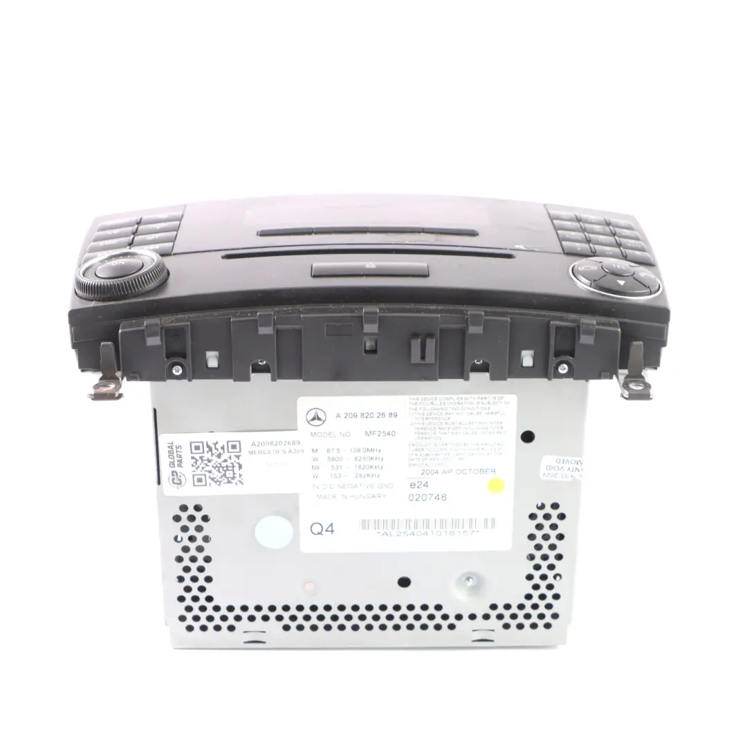 Mercedes CLK W209 Radio Reproductor CD Unidad principal estéreo A2098700289 - SKU A2098202689 - Número de pieza A2098202689