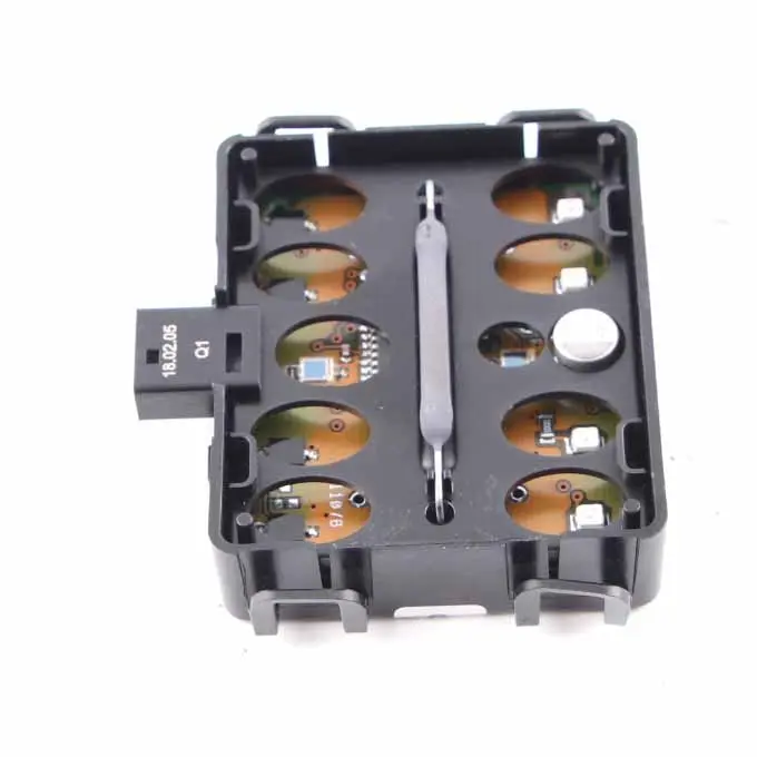 Sensor de Luz Lluvia Módulo Parabrisas para Mercedes CLK W209 Convertible con número de pieza A2098203026 Mercedes CLK W209 Convertible Sensor de Luz Lluvia Módulo Parabrisas - SKU A2098203026 - Número de pieza A2098203026