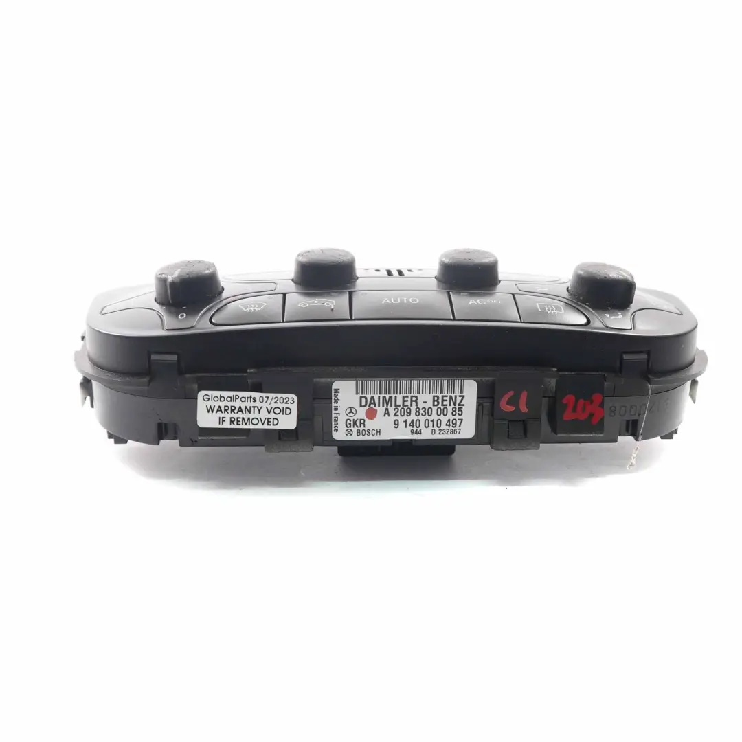 Pannello controllo clima Mercedes W203 W209 Interruttore Air Con A/C per con numero di parte A2098300085 Pannello controllo clima Mercedes W203 W209 Interruttore Air Con A/C - SKU A2098300085 - Numero di parte A2098300085