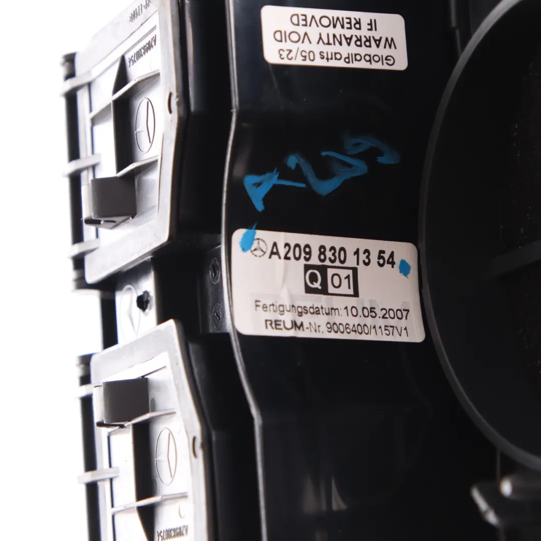 Mercedes W209 Altoparlante Copri Bocchetta Centro Rivestimento Nero - SKU A2098301354 - Numero di parte A2098301354