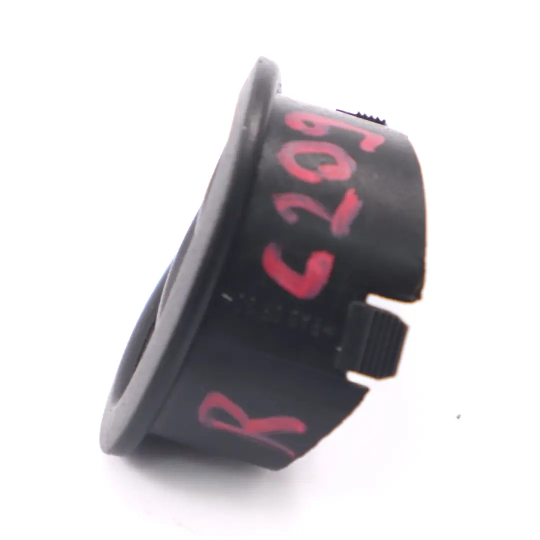 Salpicadero Rejilla de ventilación Rejilla derecha para Mercedes C209 con número de pieza A2098310459 Mercedes C209 Salpicadero Rejilla de ventilación Rejilla derecha - SKU A2098310459 - Número de pieza A2098310459