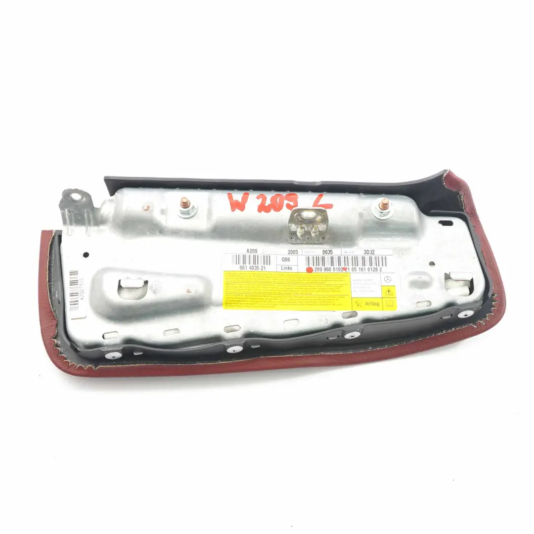 Bag Siège avant gauche Side Airbag Rouge pour Mercedes W209 Cabrio Air à propos du numéro de pièce A2098600102 Mercedes W209 Cabrio Air Bag Siège avant gauche Side Airbag Rouge - SKU A2098600102 - Numéro de pièce A2098600102
