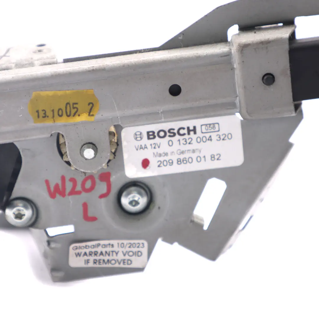 Sicherheitsgurt Zuführungs motor Übergabearm links für Mercedes CLK W209 mit Teilenummer A2098600182 Mercedes CLK W209 Sicherheitsgurt Zuführungs motor Übergabearm links - SKU A2098600182 - Teilenummer A2098600182