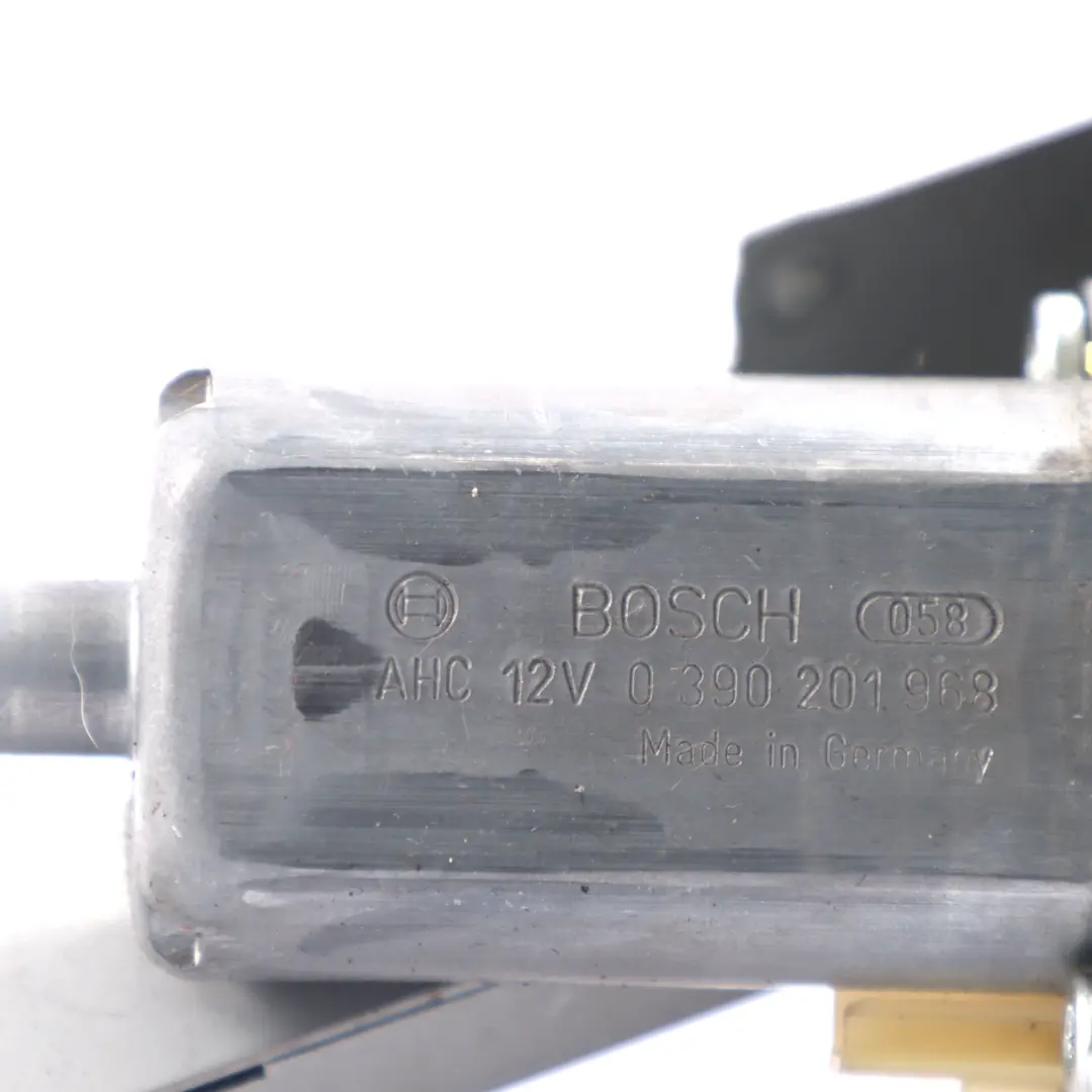 Mercedes C209 Sitz Gürtel Zubringer Motor Übergabe rechts - SKU A2098600282-2 - Teilenummer A2098600282