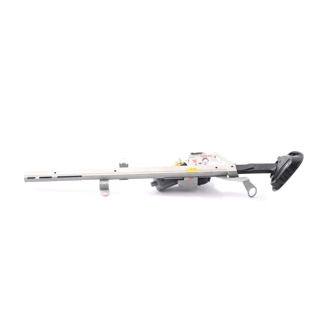 Mercedes C209 Sitz Gürtel Zubringer Motor Übergabe rechts - SKU A2098600282-2 - Teilenummer A2098600282