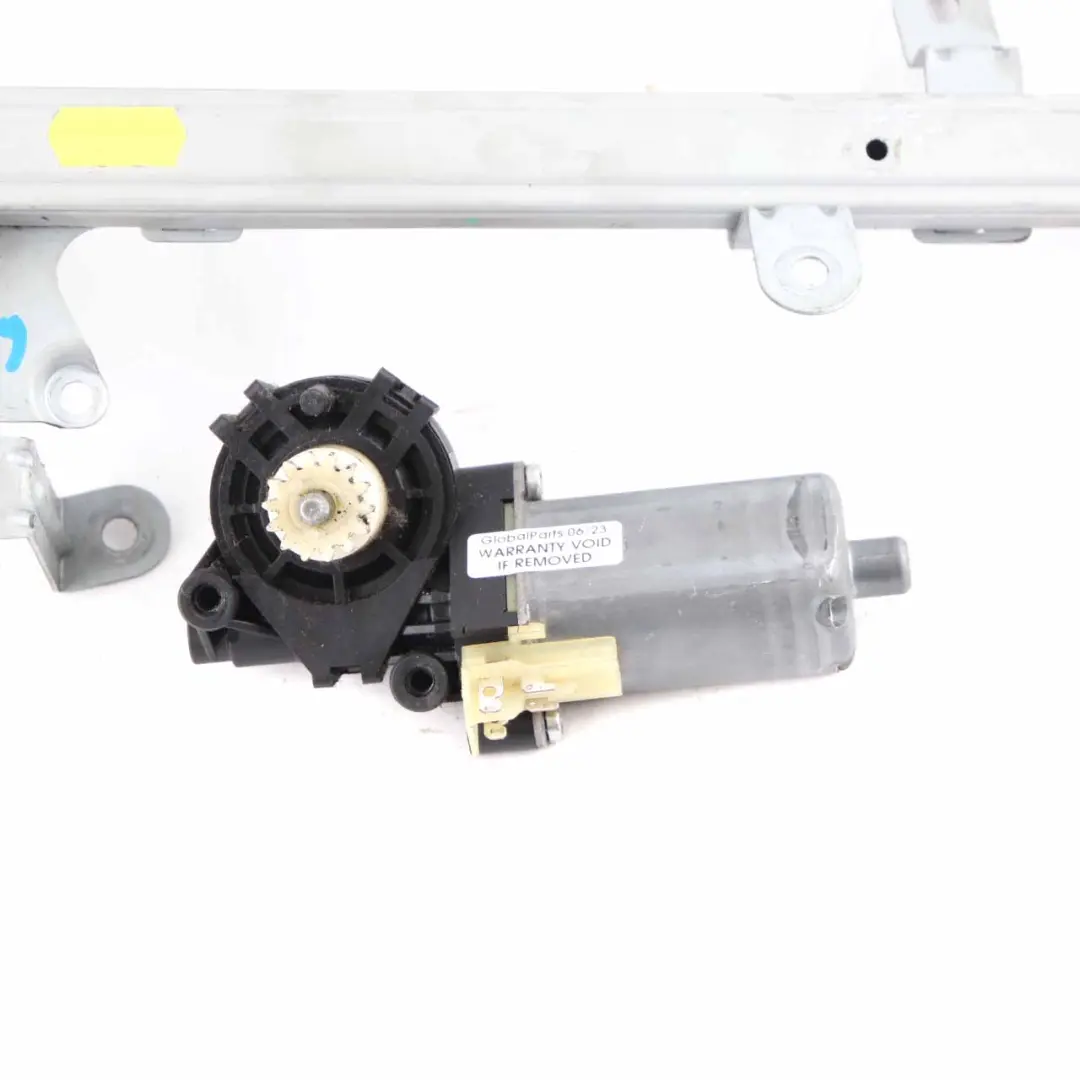 Seatbelt Feeder Motor Belt Adjuster Right O/S to Mercedes CLK W209 with Part number A2098600282 Mercedes CLK W209 Seatbelt Feeder Motor Belt Adjuster Right O/S - SKU A2098600282 - Part number A2098600282