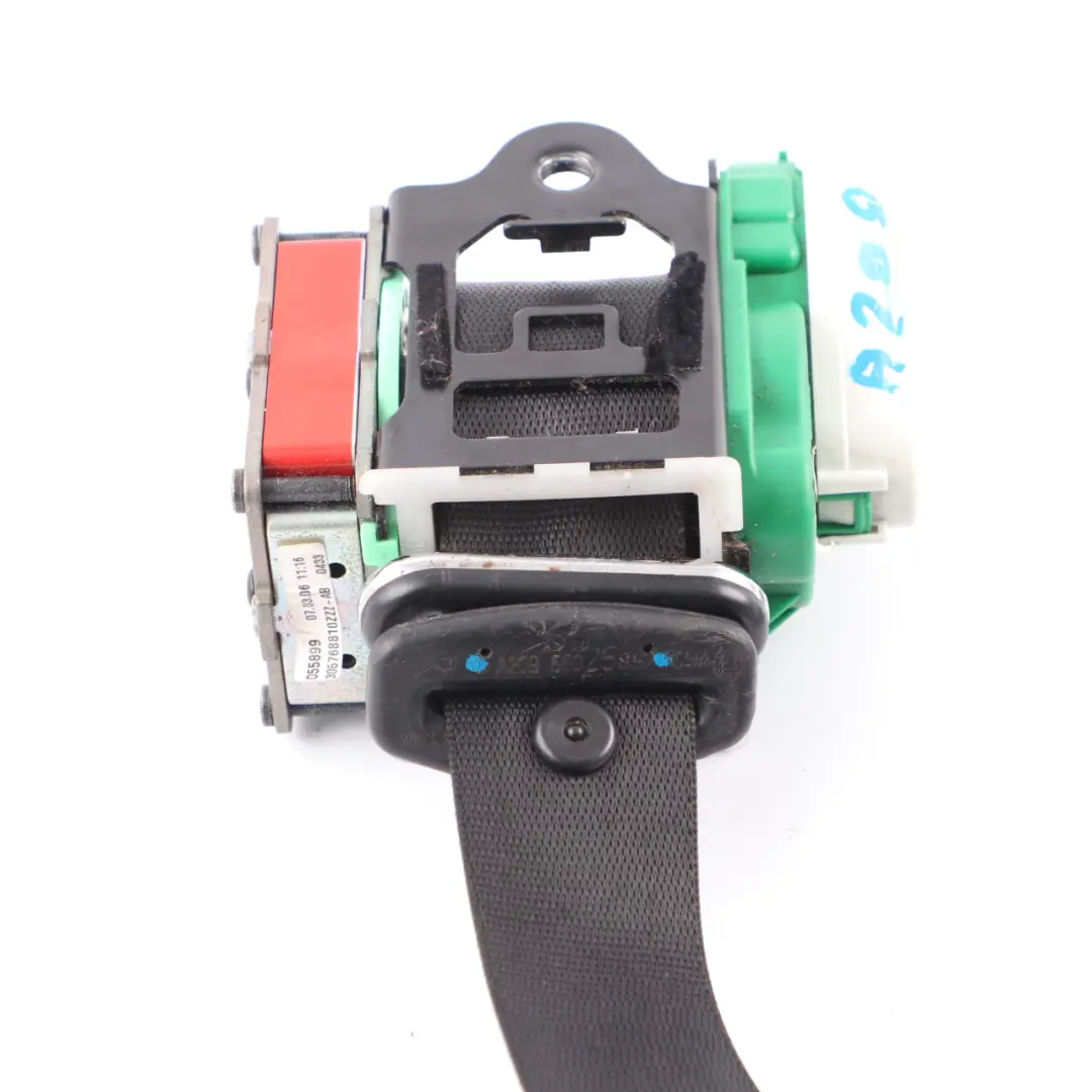 Mercedes C209 A209 W209 Ceinture sécurité avant gauche droite noire - SKU A2098602585 - Numéro de pièce A2098602585