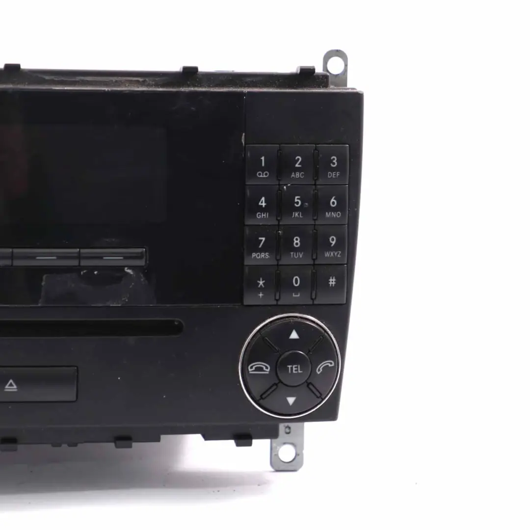 Radio CD Lecteur Stéréo Audio Unité pour Mercedes CLK W209 à propos du numéro de pièce A2098700289 Mercedes CLK W209 Radio CD Lecteur Stéréo Audio Unité - SKU A2098700289 - Numéro de pièce A2098700289