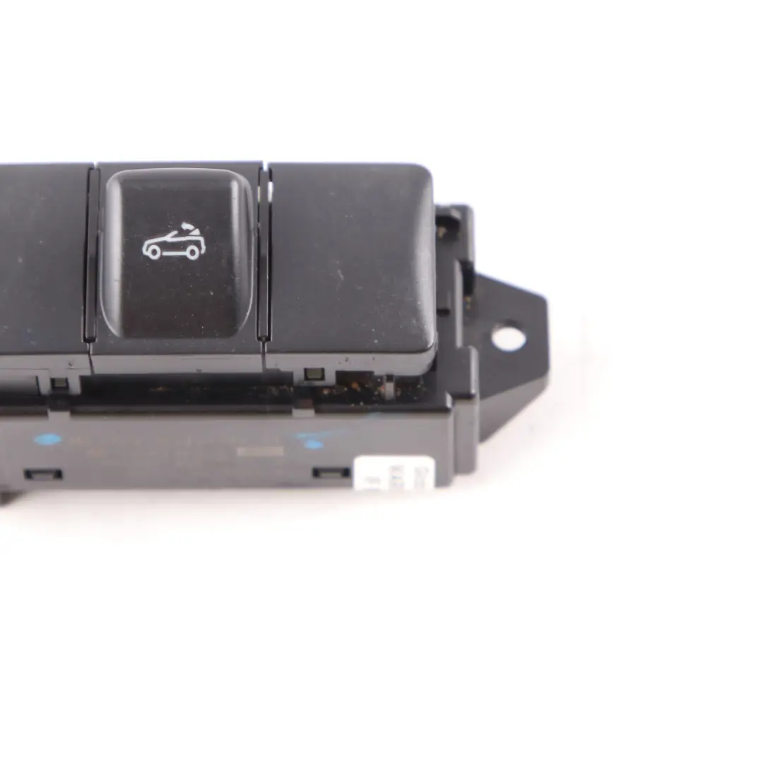 Plegable Techo Interruptor para Mercedes CLK W209 Convertible Cabrio con número de pieza A2098702010 Mercedes CLK W209 Convertible Cabrio Plegable Techo Interruptor - SKU A2098702010 - Número de pieza A2098702010