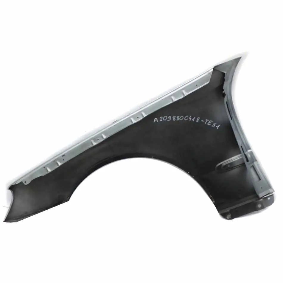 Pannello laterale anteriore destro Tellurium Silver - 762 per Mercedes CLK C209 con numero di parte A2098800418 Mercedes CLK C209 Pannello laterale anteriore destro Tellurium Silver - 762 - SKU A2098800418-TES1 - Numero di parte A2098800418