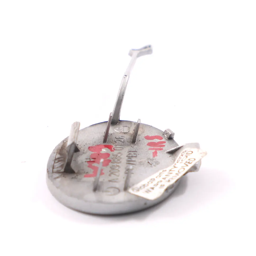 Zaślepka Haka Tylnego Zderzaka Iridium Silver 775 do Mercedes C209 o numerze A2098850126 Mercedes C209 Zaślepka Haka Tylnego Zderzaka Iridium Silver 775 - SKU A2098850126-IRS - Numer Części A2098850126