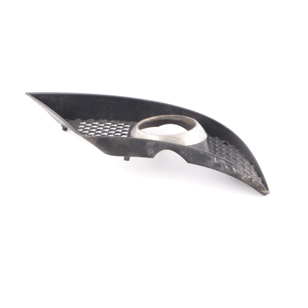 Pare-Chocs Avant Feu Anti-Brouillard Gauche Grille pour Mercedes CLK C209 à propos du numéro de pièce A2098850353 Mercedes CLK C209 Pare-Chocs Avant Feu Anti-Brouillard Gauche Grille - SKU A2098850353 - Numéro de pièce A2098850353