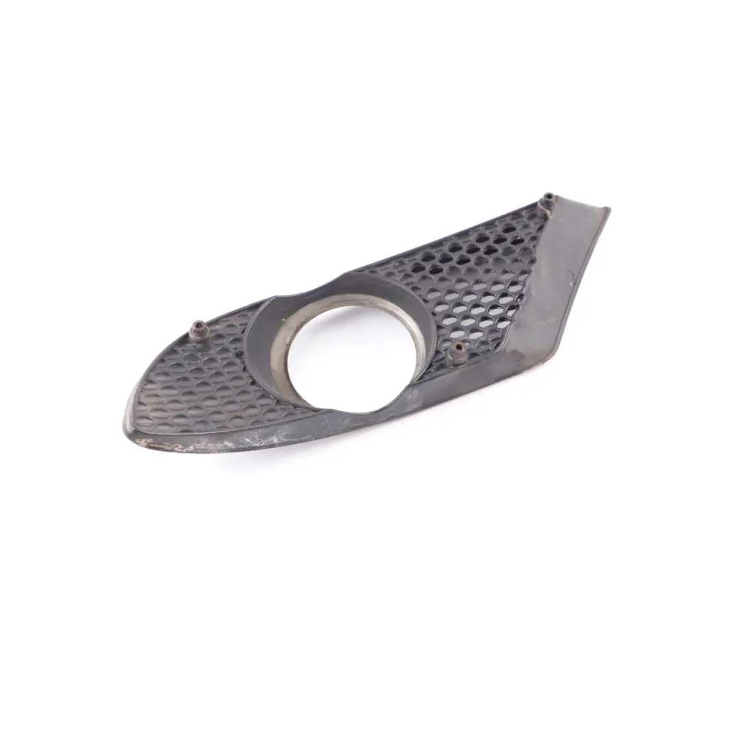 Pare-Chocs Avant Feu Anti-Brouillard Gauche Grille pour Mercedes CLK C209 à propos du numéro de pièce A2098850353 Mercedes CLK C209 Pare-Chocs Avant Feu Anti-Brouillard Gauche Grille - SKU A2098850353 - Numéro de pièce A2098850353