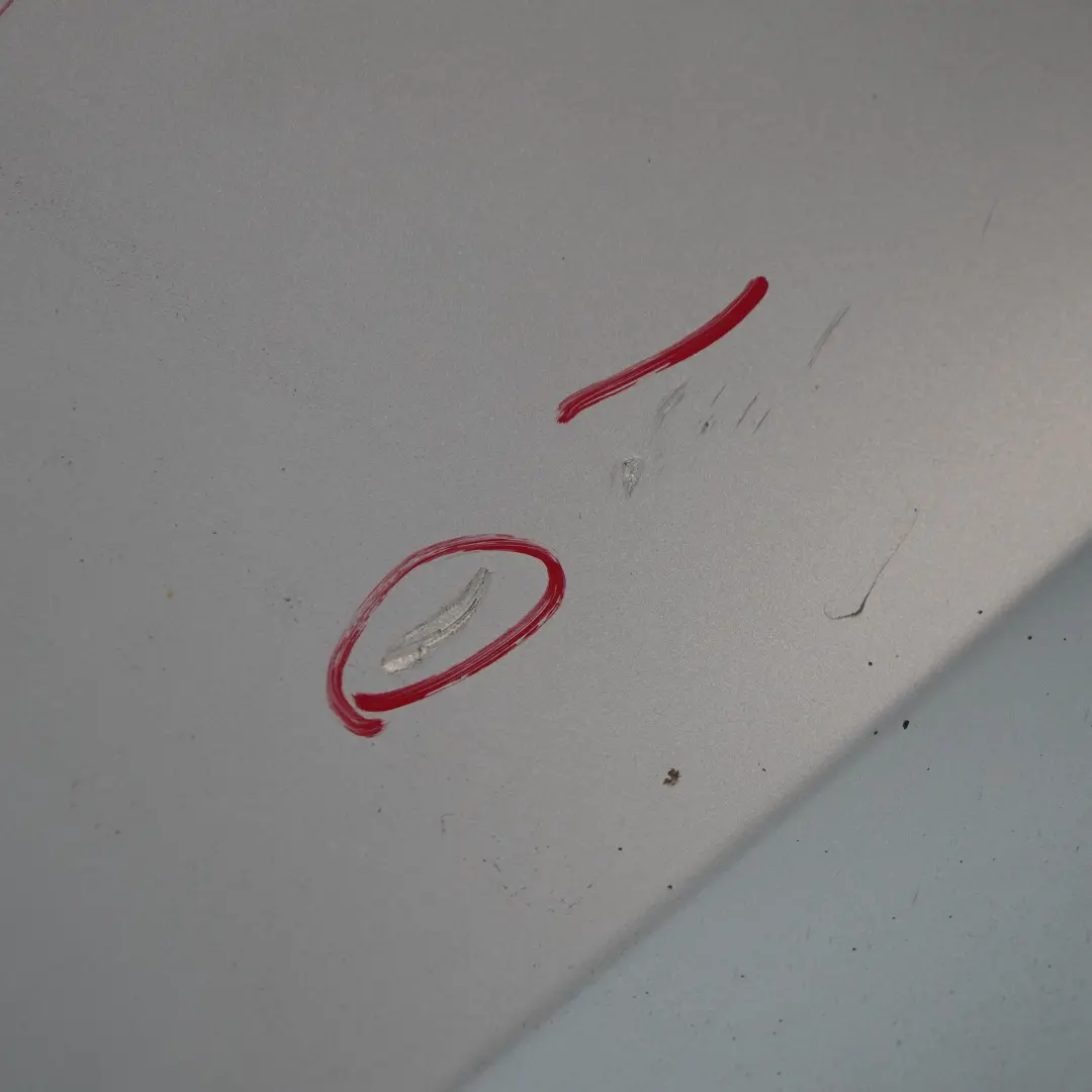 Zderzak Tylny Tellurium Silver - 762 do Mercedes W169 o numerze A2098850825 Mercedes W169 Zderzak Tylny Tellurium Silver - 762 - SKU A2098850825-TES - Numer Części A2098850825