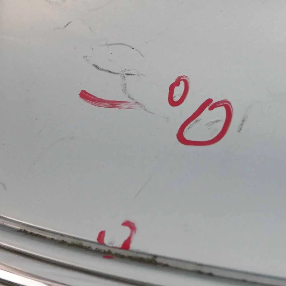 Zderzak Tylny Tellurium Silver - 762 do Mercedes W169 o numerze A2098850825 Mercedes W169 Zderzak Tylny Tellurium Silver - 762 - SKU A2098850825-TES - Numer Części A2098850825