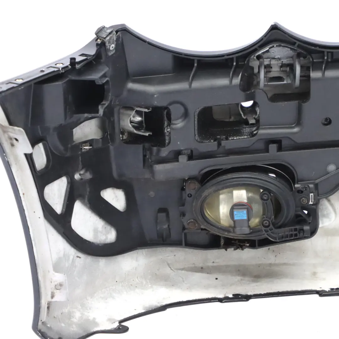 Zderzak Przedni Obsidian Black Metallic - 197 do Mercedes W209 o numerze A2098853325 Mercedes W209 Zderzak Przedni Obsidian Black Metallic - 197 - SKU A2098853325-OB - Numer Części A2098853325